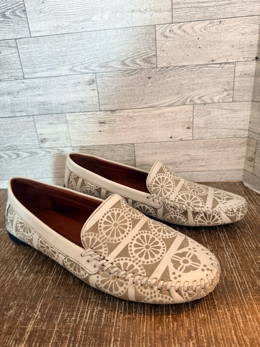Robert Zur Women’s Leather Floral Loafer Flats Shoes White & Gold Sz 8.5 - Picture 2 of 8